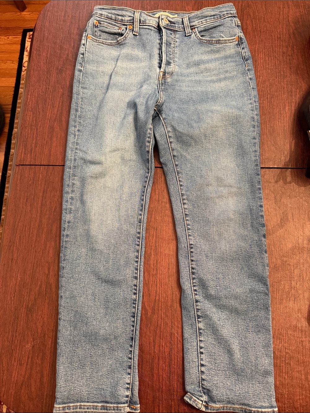 Levi's Light Wash Straight-Leg Women's Jeans